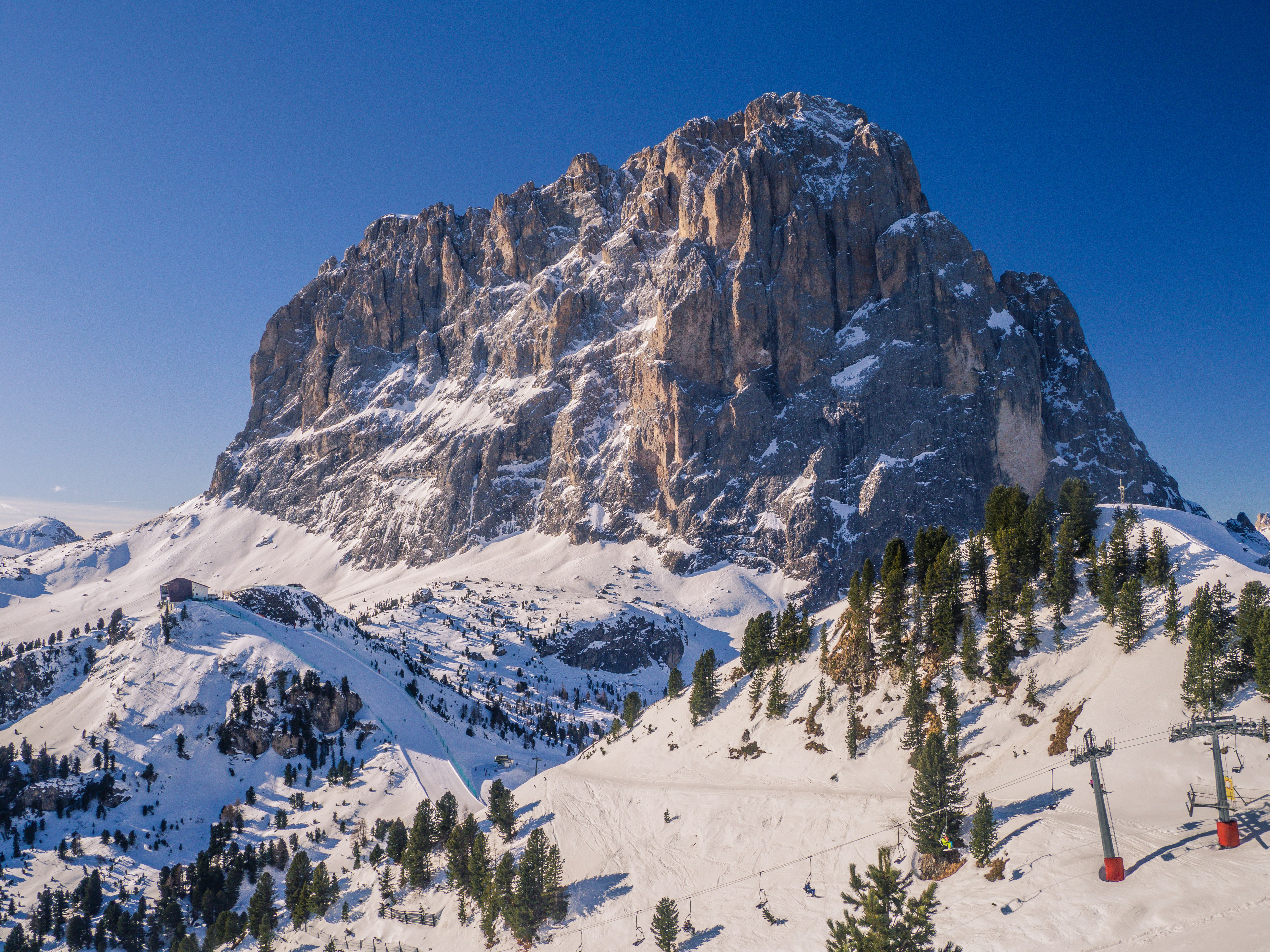 snow covered mountain during daytime